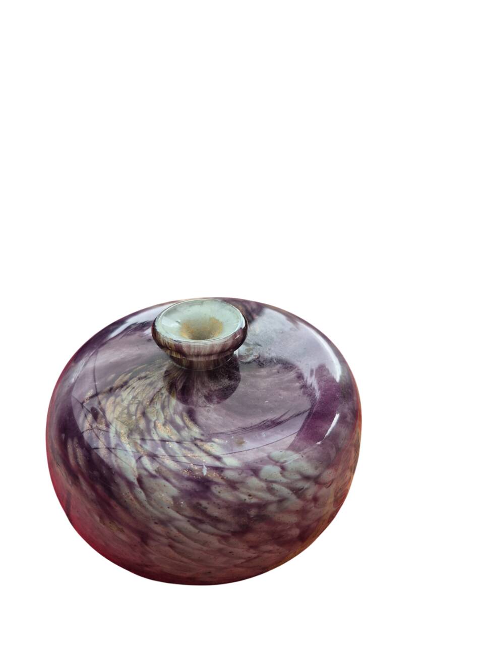 Vase panse aplatie à décor de spirales violettes et dorées