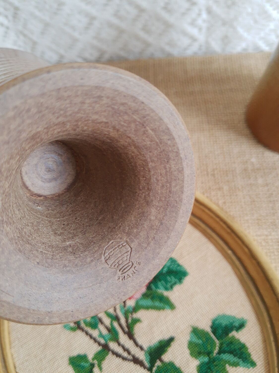 Duo of mazagran cups in vintage Montgolfier sandstone