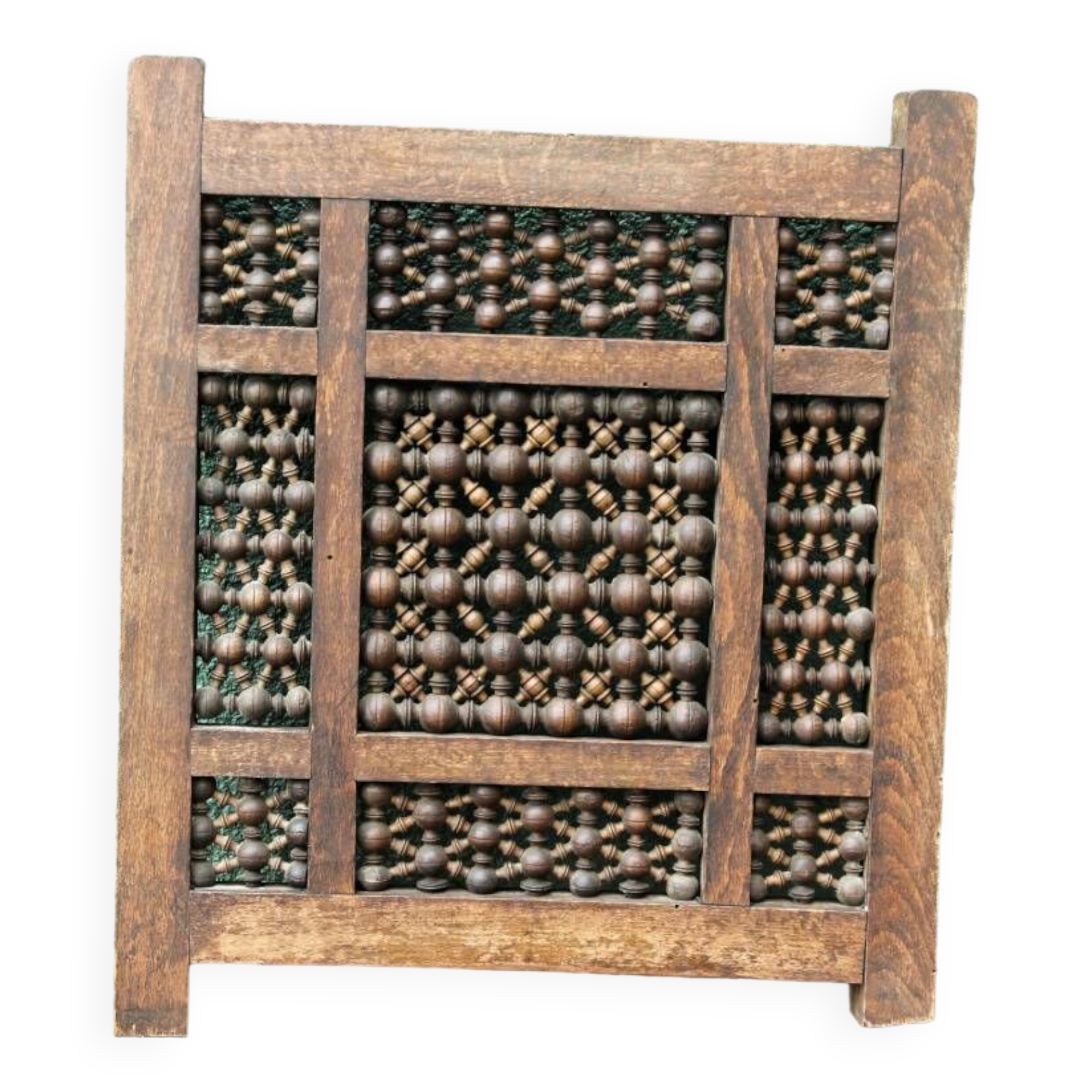 Moucharabieh en bois tourné