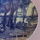 Earthenware dish Delft Boch La Louvière