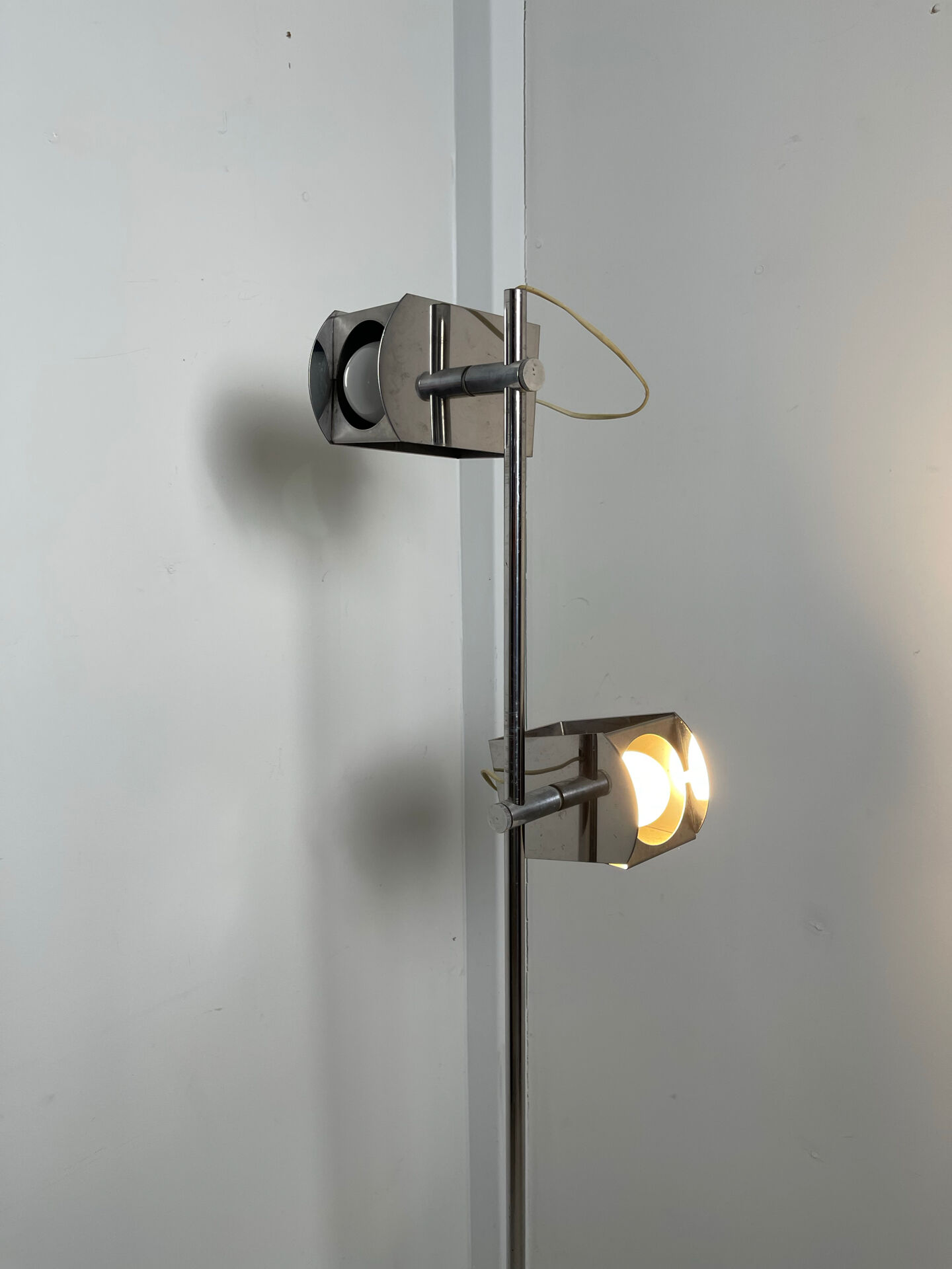 1970s two-spot floor lamp