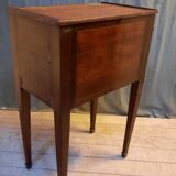 Antique chest of drawers in veneer