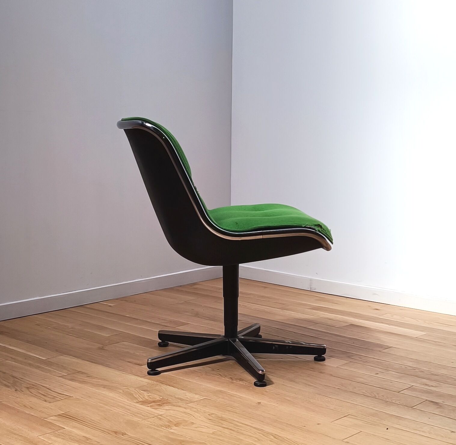 Charles Pollock armchair