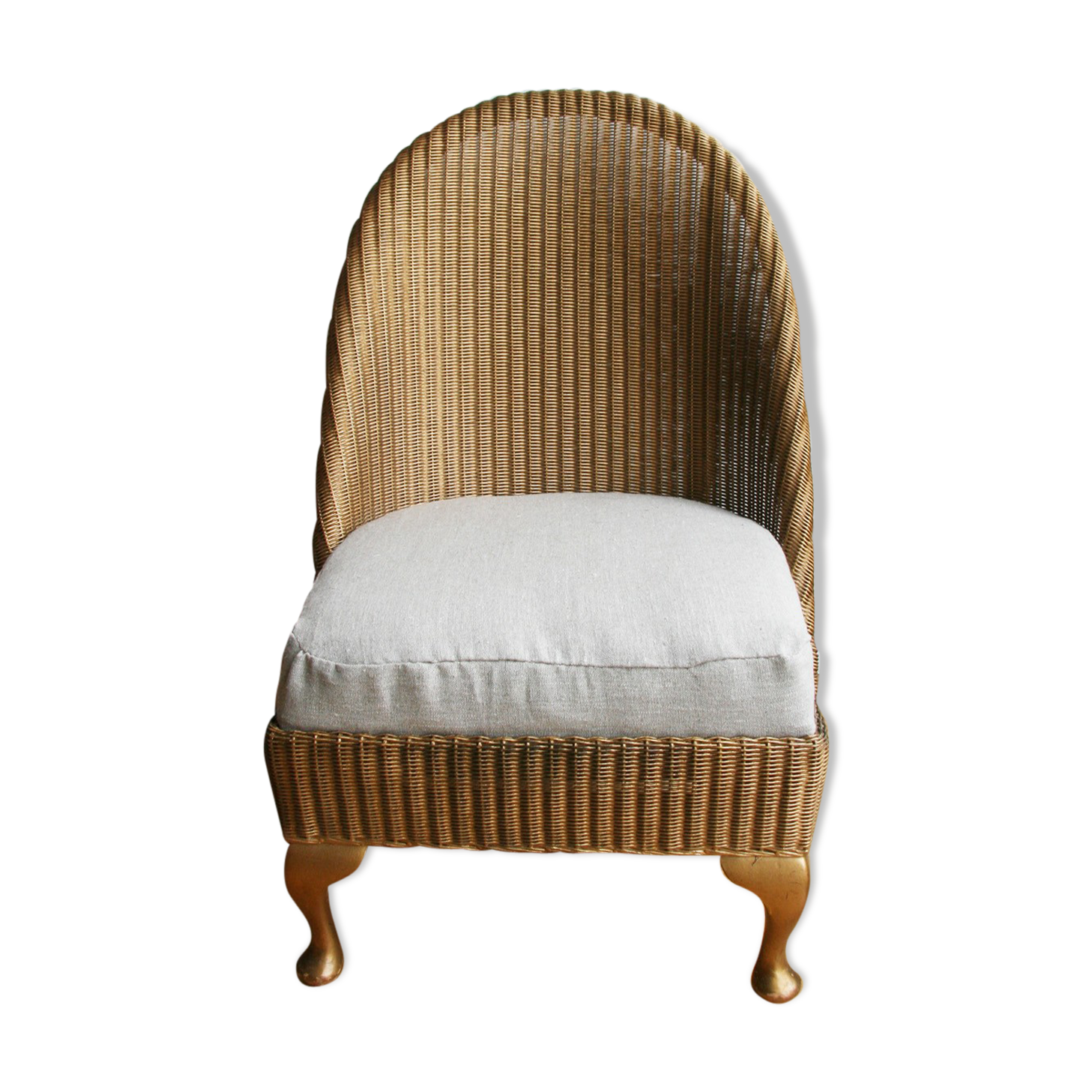 Loom golden armchair