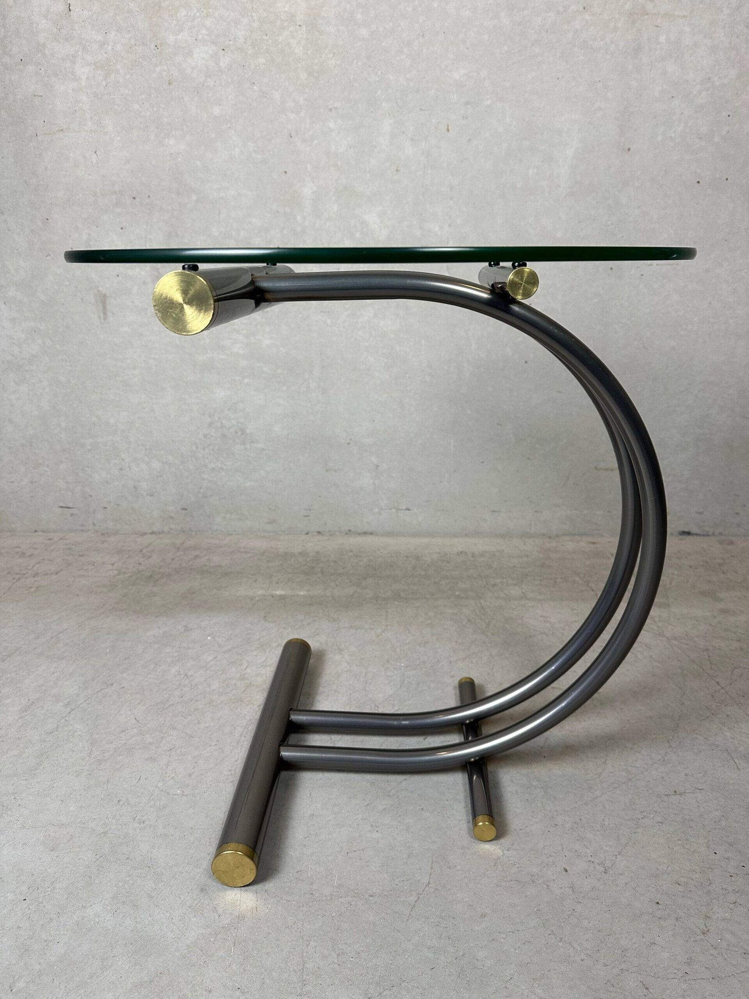 Table d'appoint en chrome au design vintage