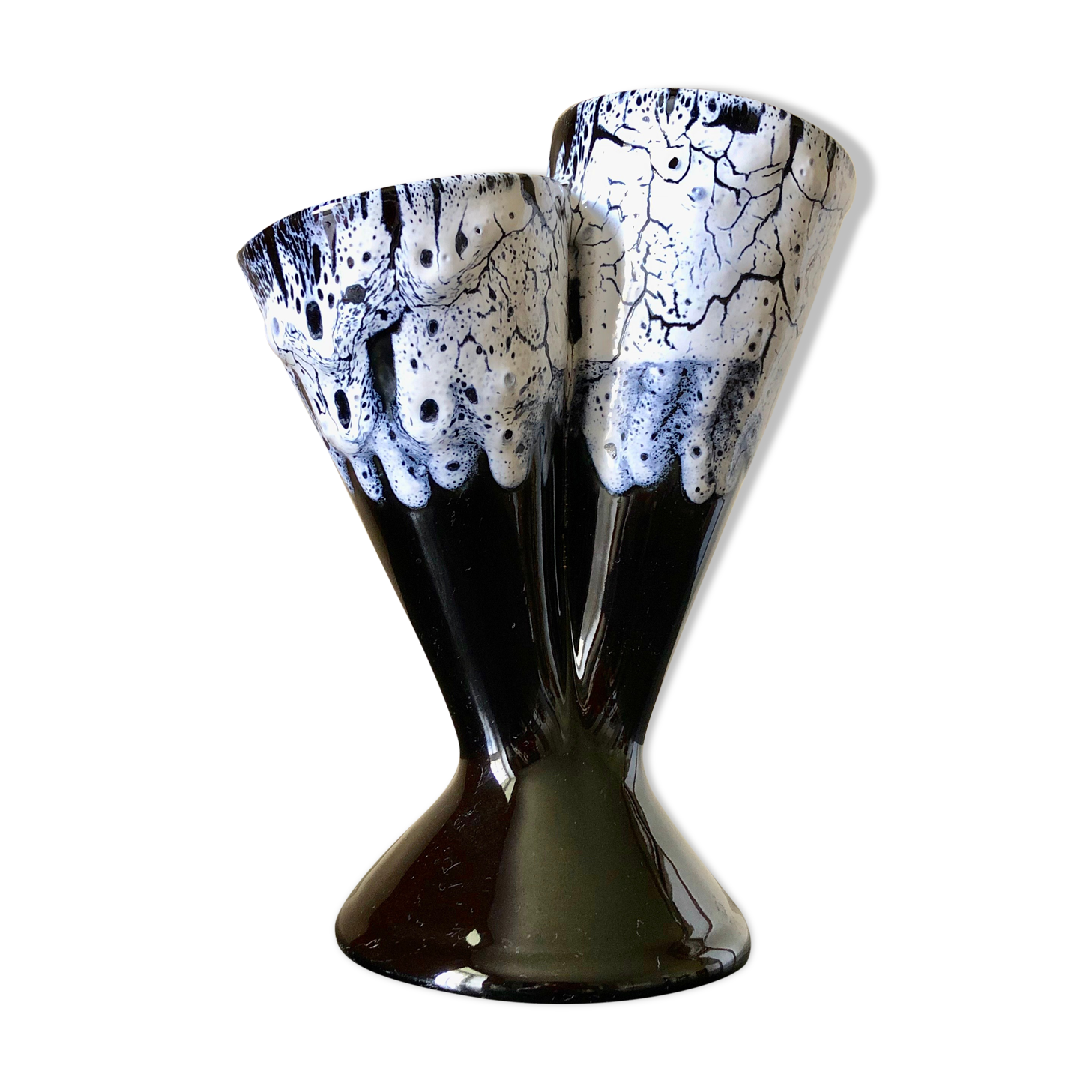 Double blue Fat Lava vase