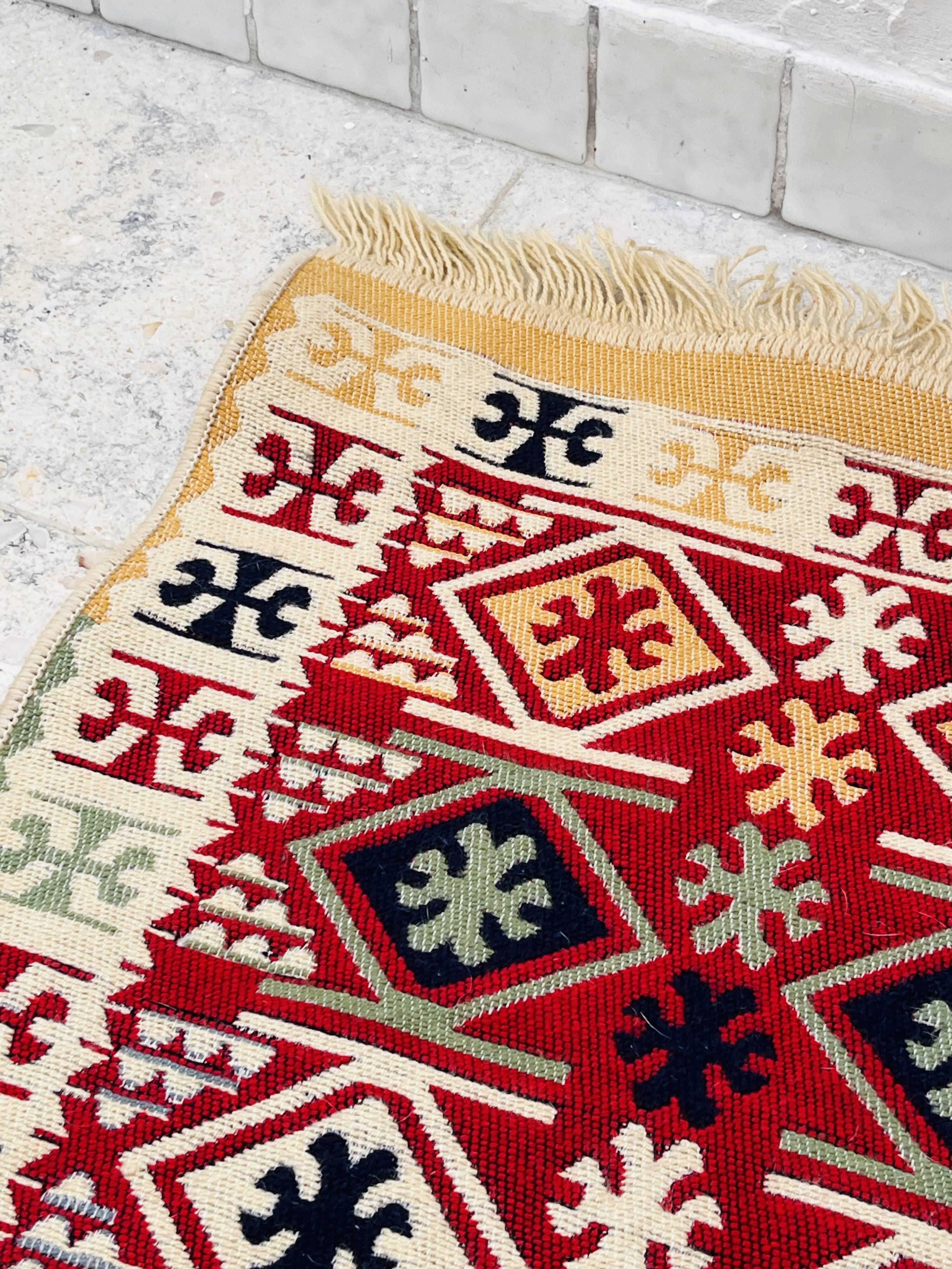 Reversible vintage rug