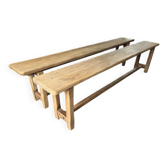 Lot de deux bancs en chêne massif clair