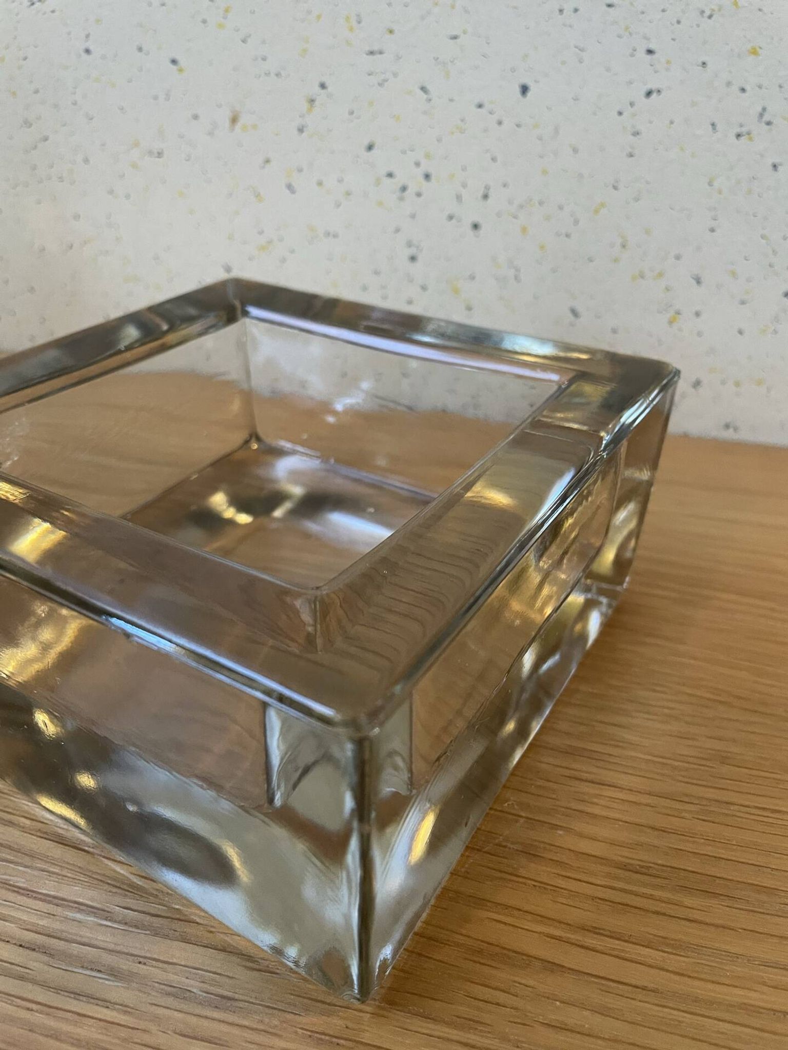 Vide poche pavé de verre