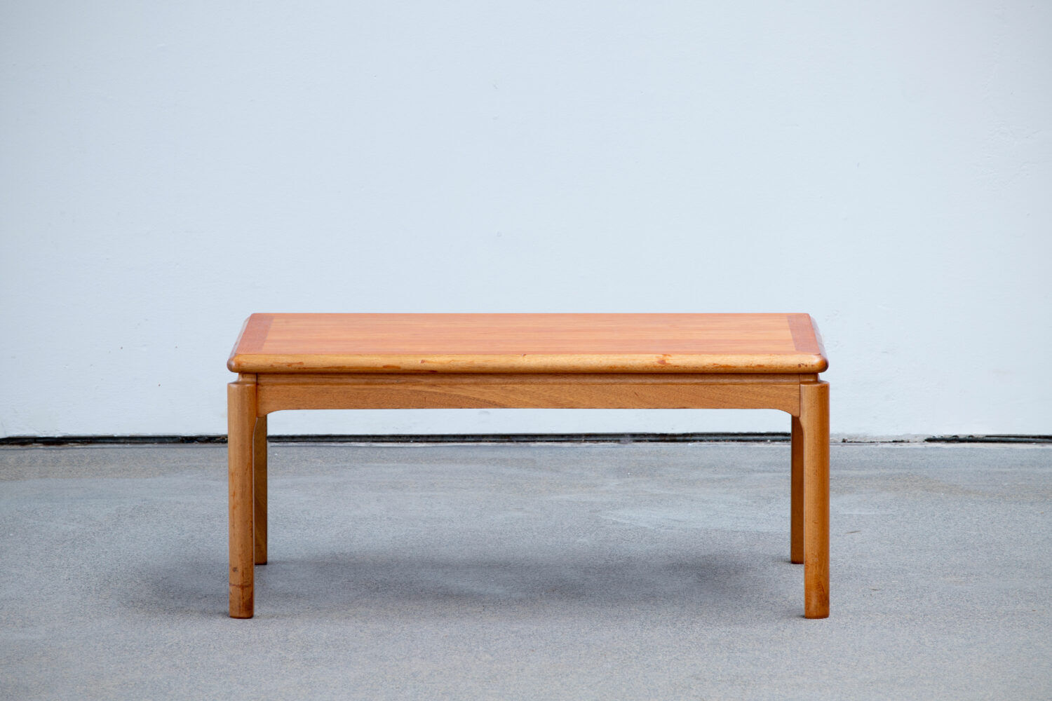 Table basse scandinave vintage 1960
