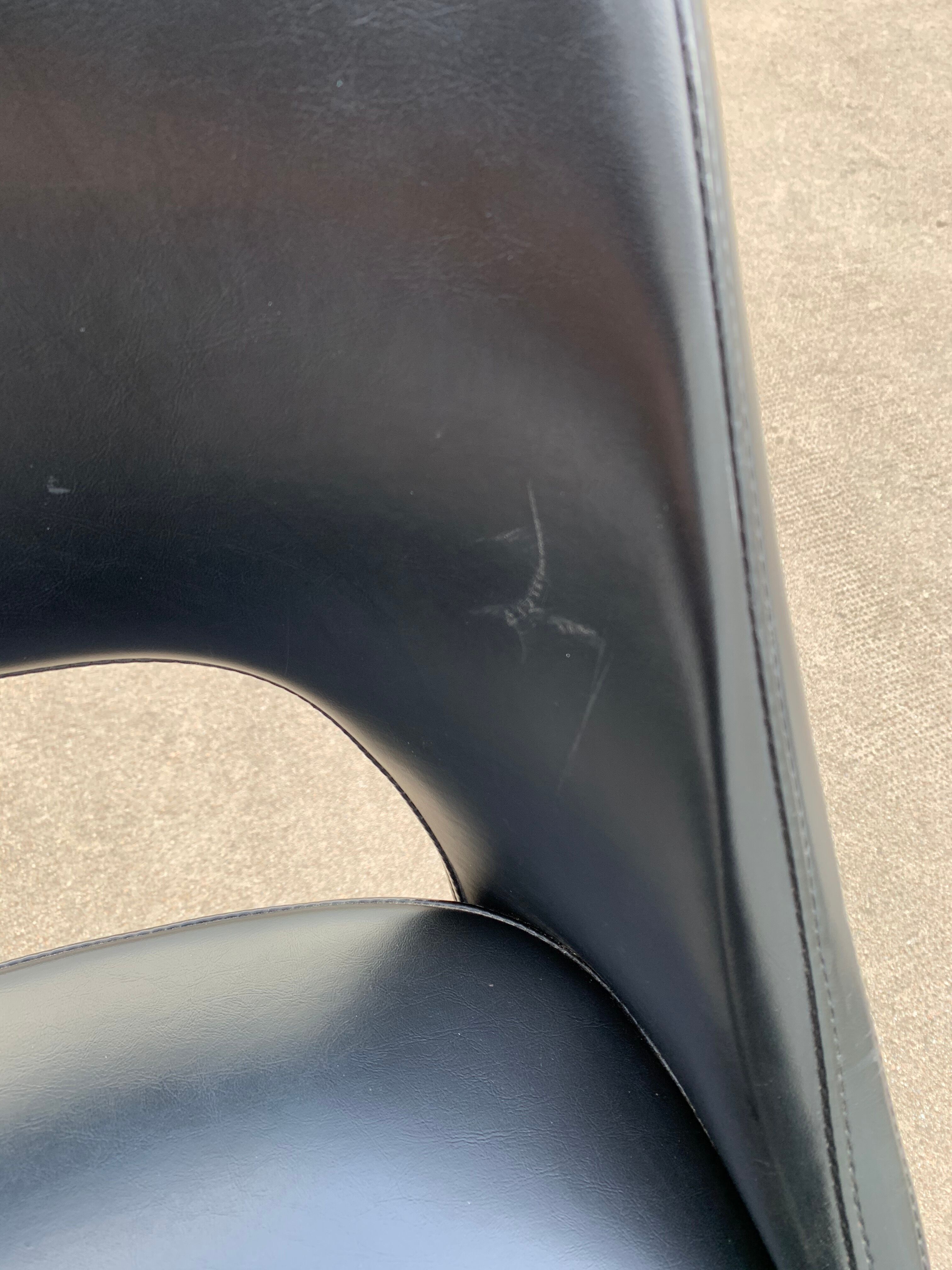 Pair of chairs conference Line Roset