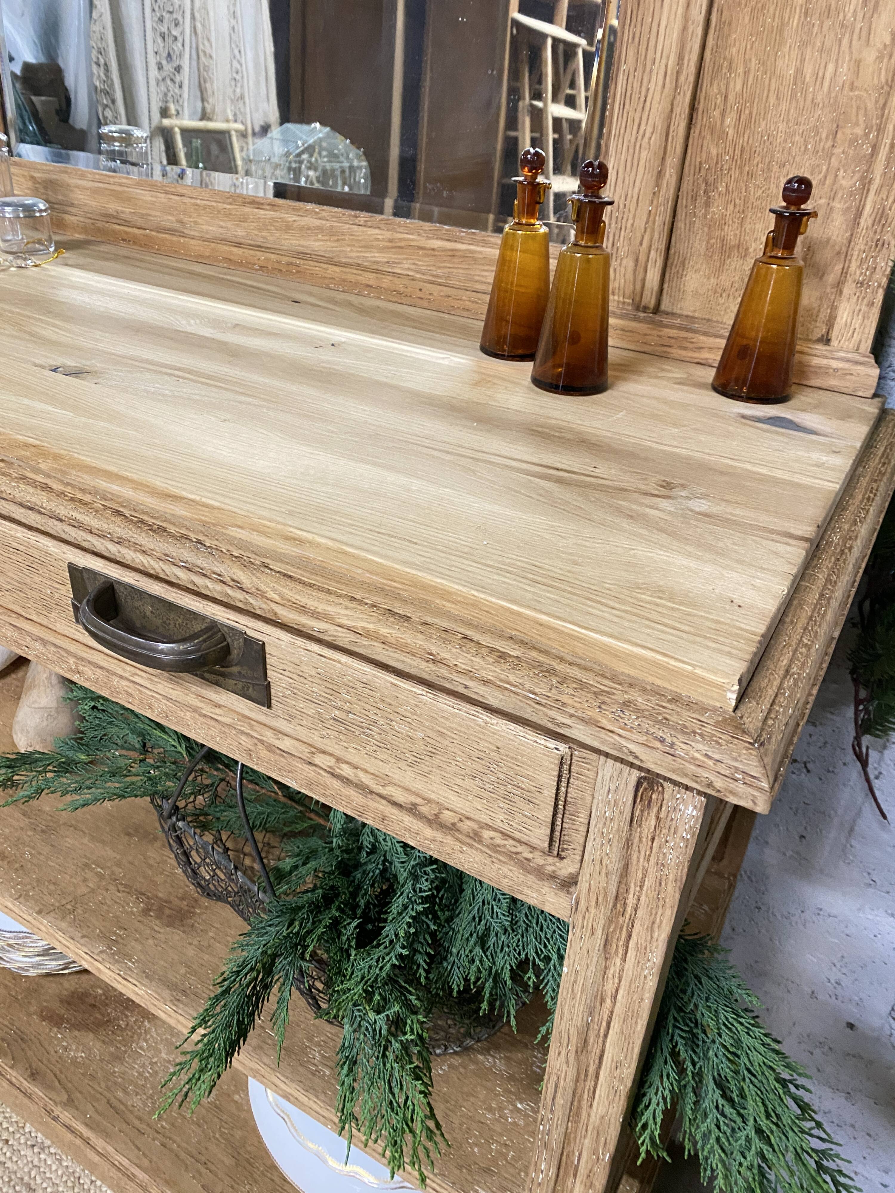 Art Deco console with bevelled mirror