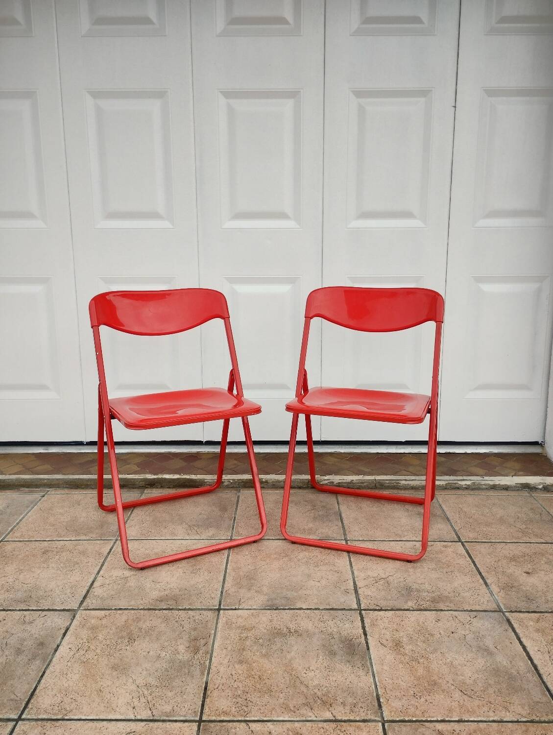Pair of Italian folding chairs