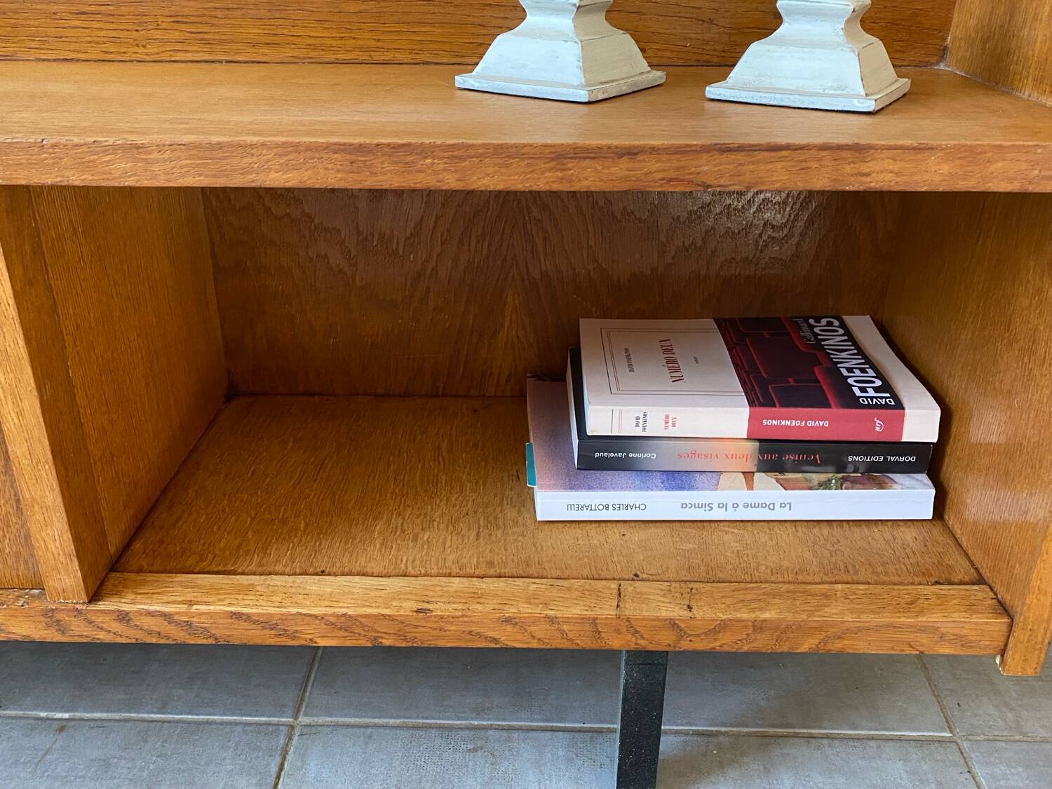 Vintage oak sideboard (shallow)