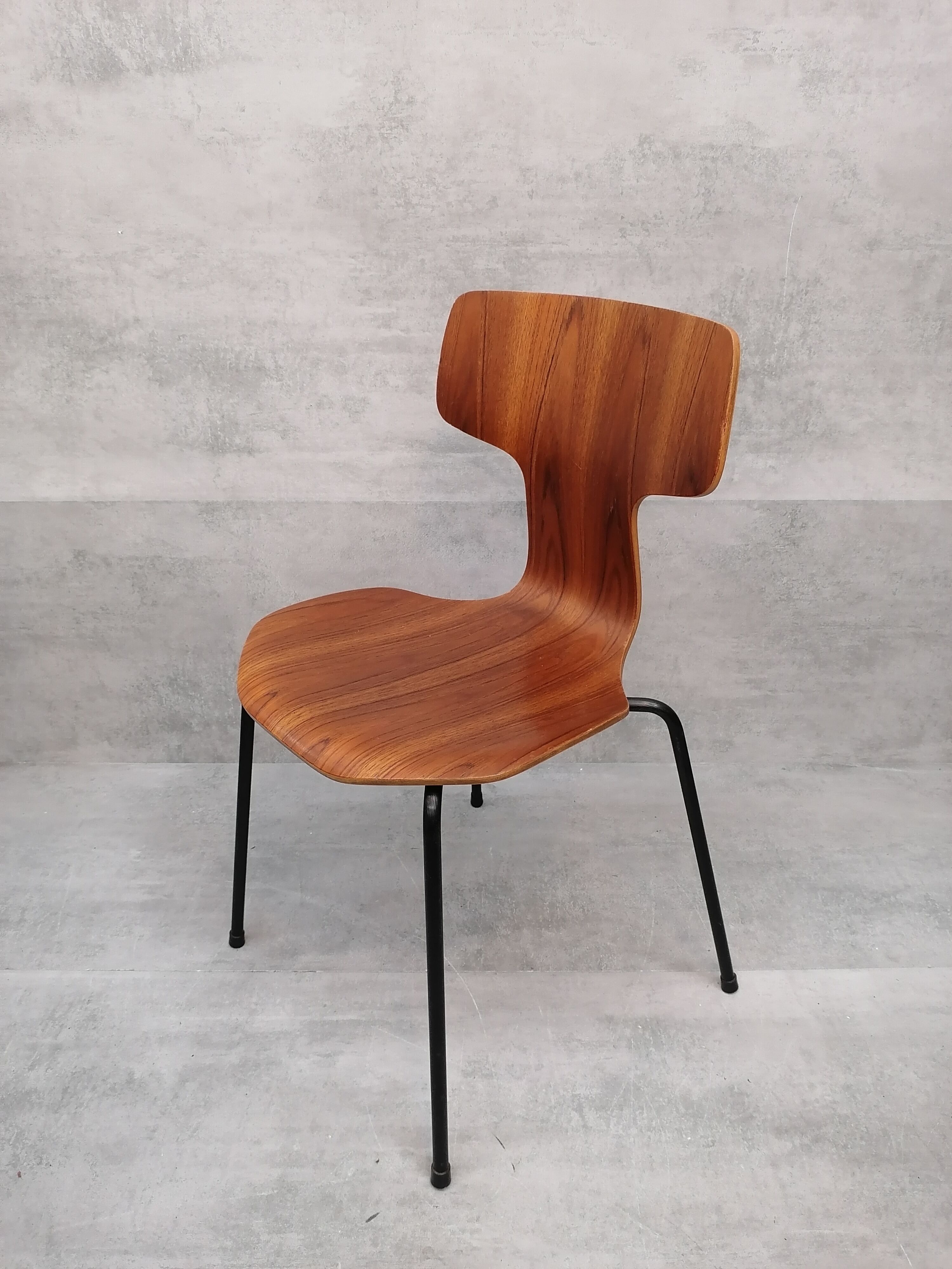 Set of 2 model 3103 Hammer chairs by Arne Jacobsen for Fritz Hansen, Denmark , 1969