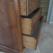 Rare - Pretty old chest of drawers with 4 drawers and 3 locks - In walnut - 1930