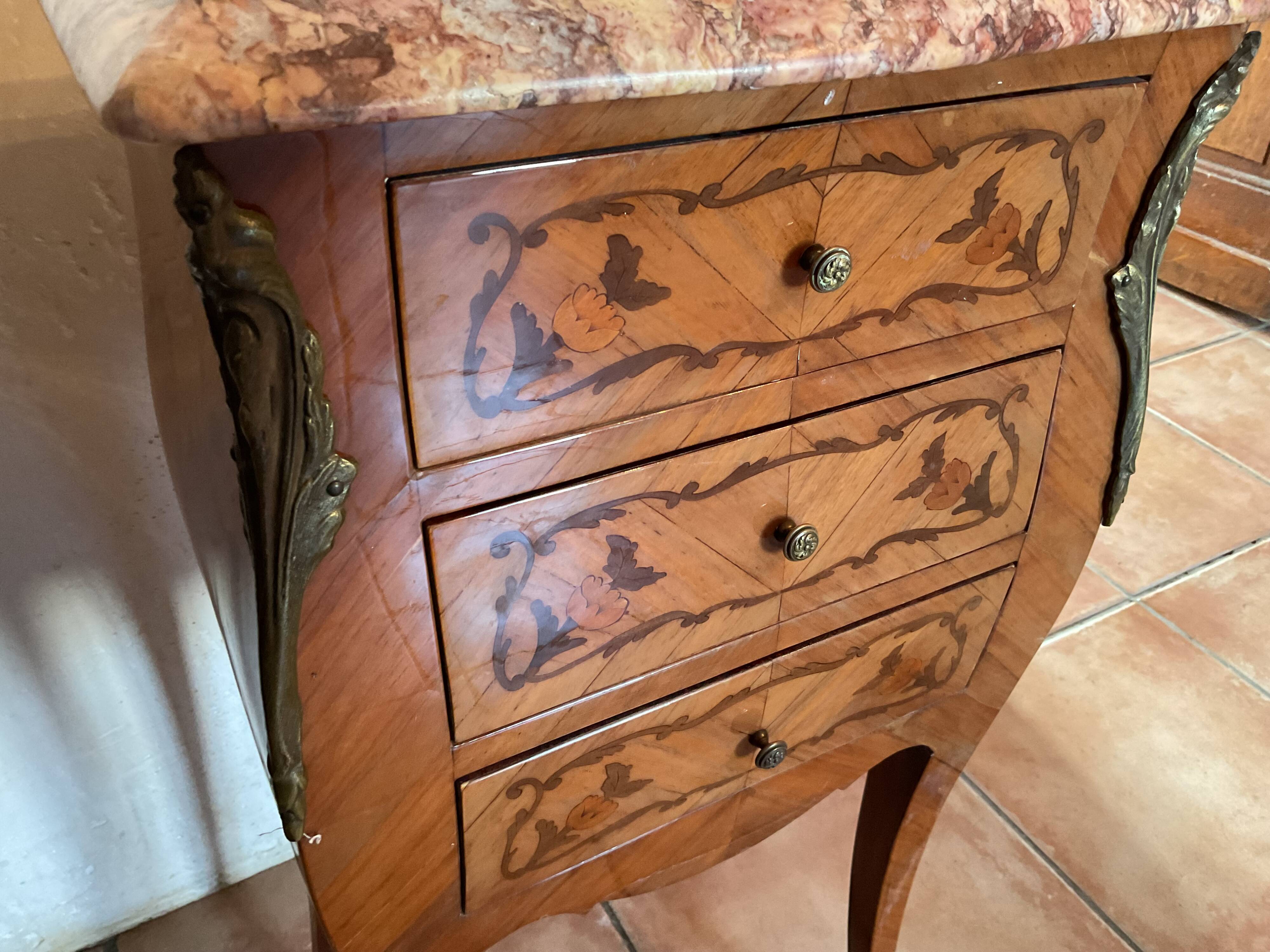 Paire de table de chevet Louis XV marqueterie an20