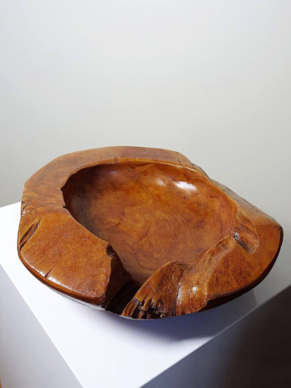 Large vintage nut bowl or empty pocket in teak wood, Italy, 1960s-70s