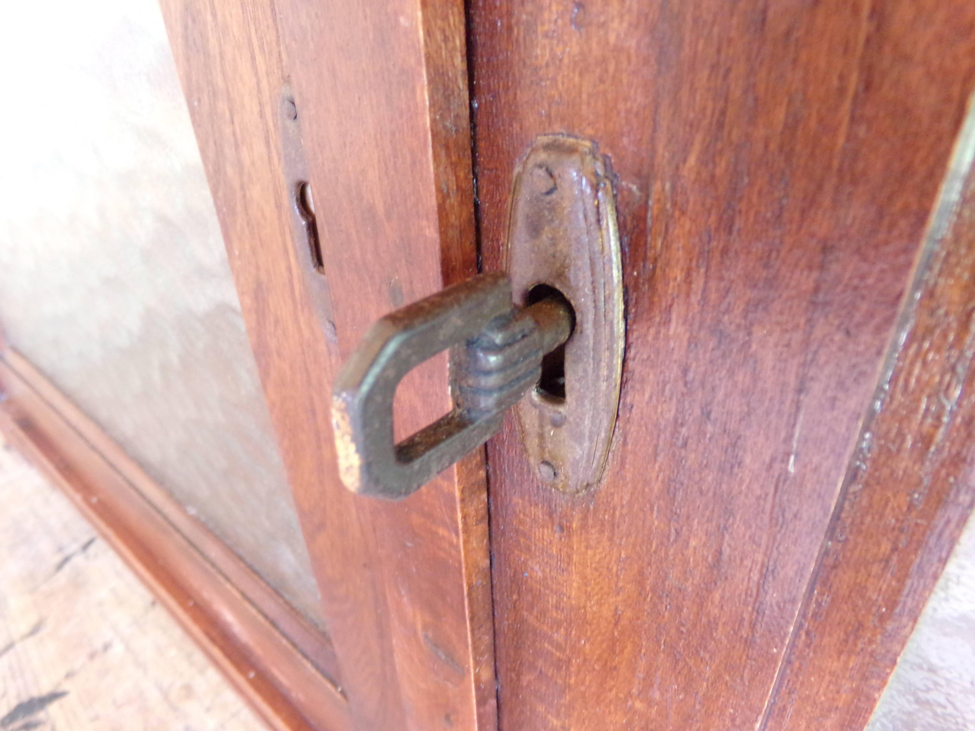 Placard de campagne vaisselier meuble haut vitré
