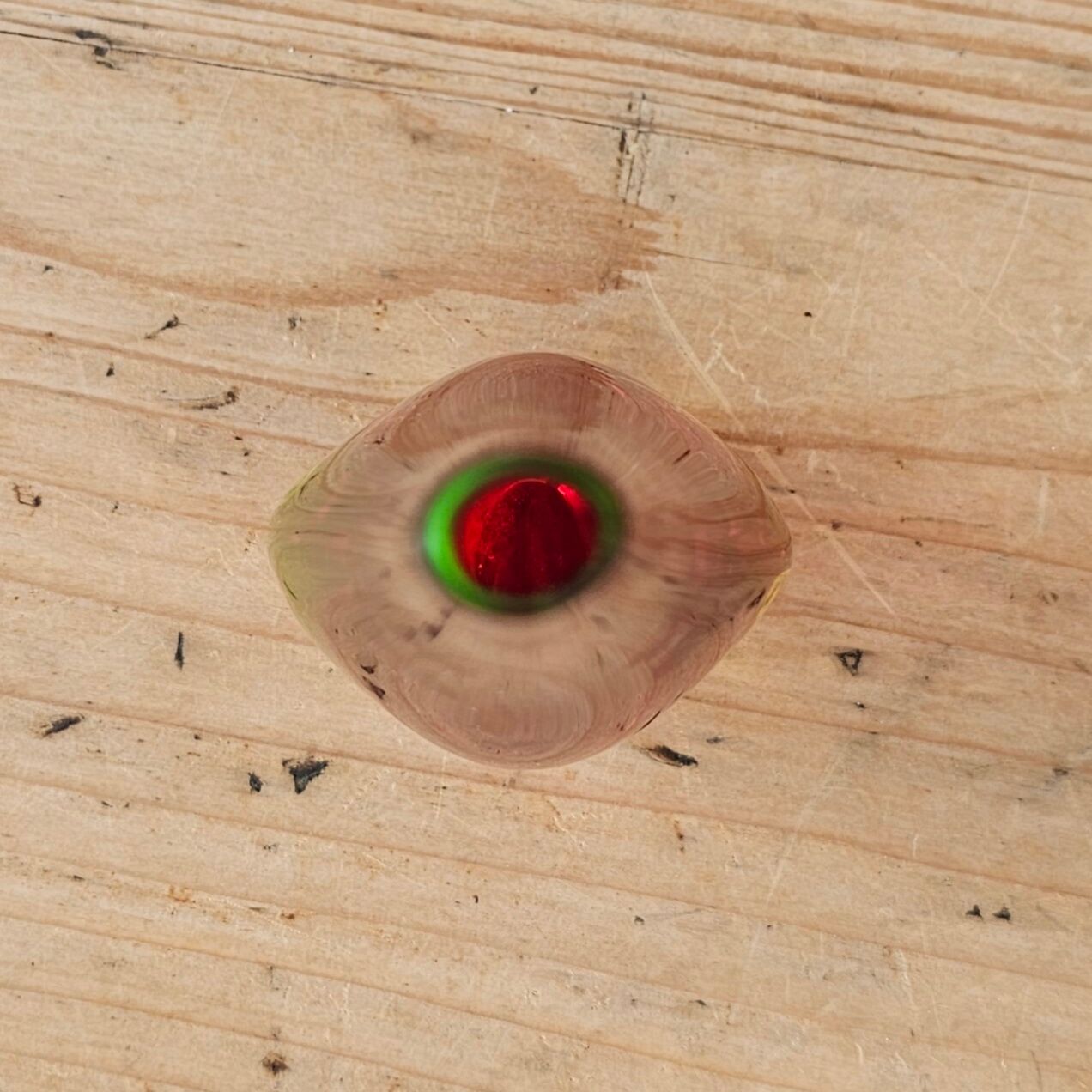 Red and uraline soliflore