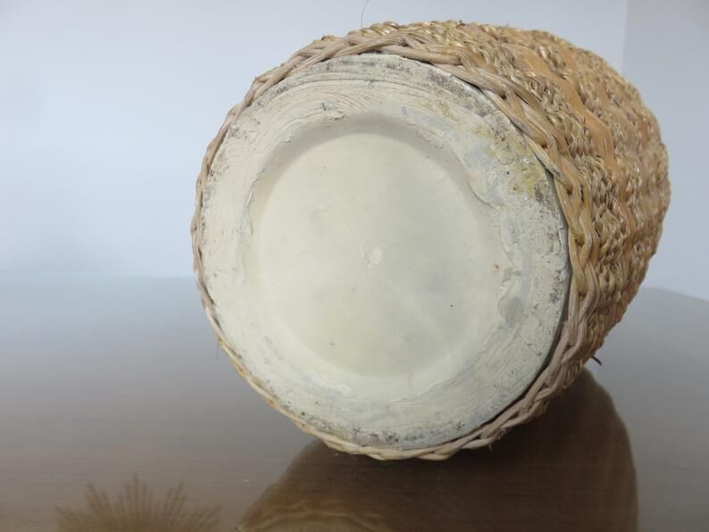 Rattan vase, braided rope and 80s ceramics