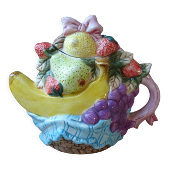 Théière en forme de panier de fruits en céramique vintage