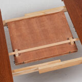 Midcentury Danish extendable dining table in teak 1960s - rounded corners and butterfly extension