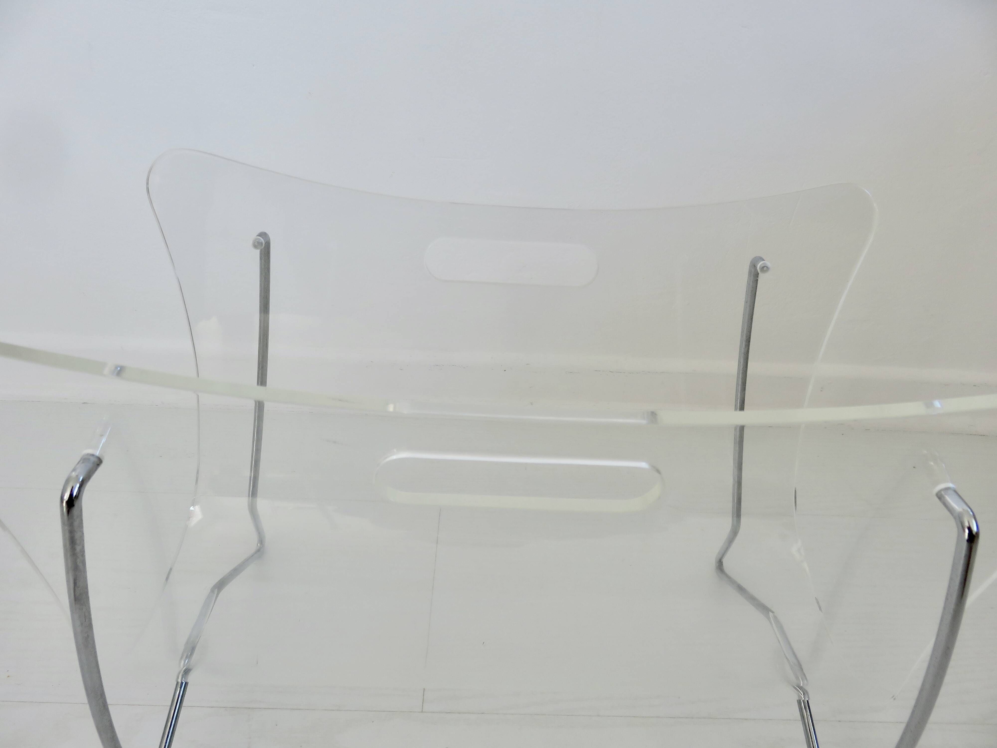 Magazine rack for Roche Bobois in plexiglass and chromed metal, 1970