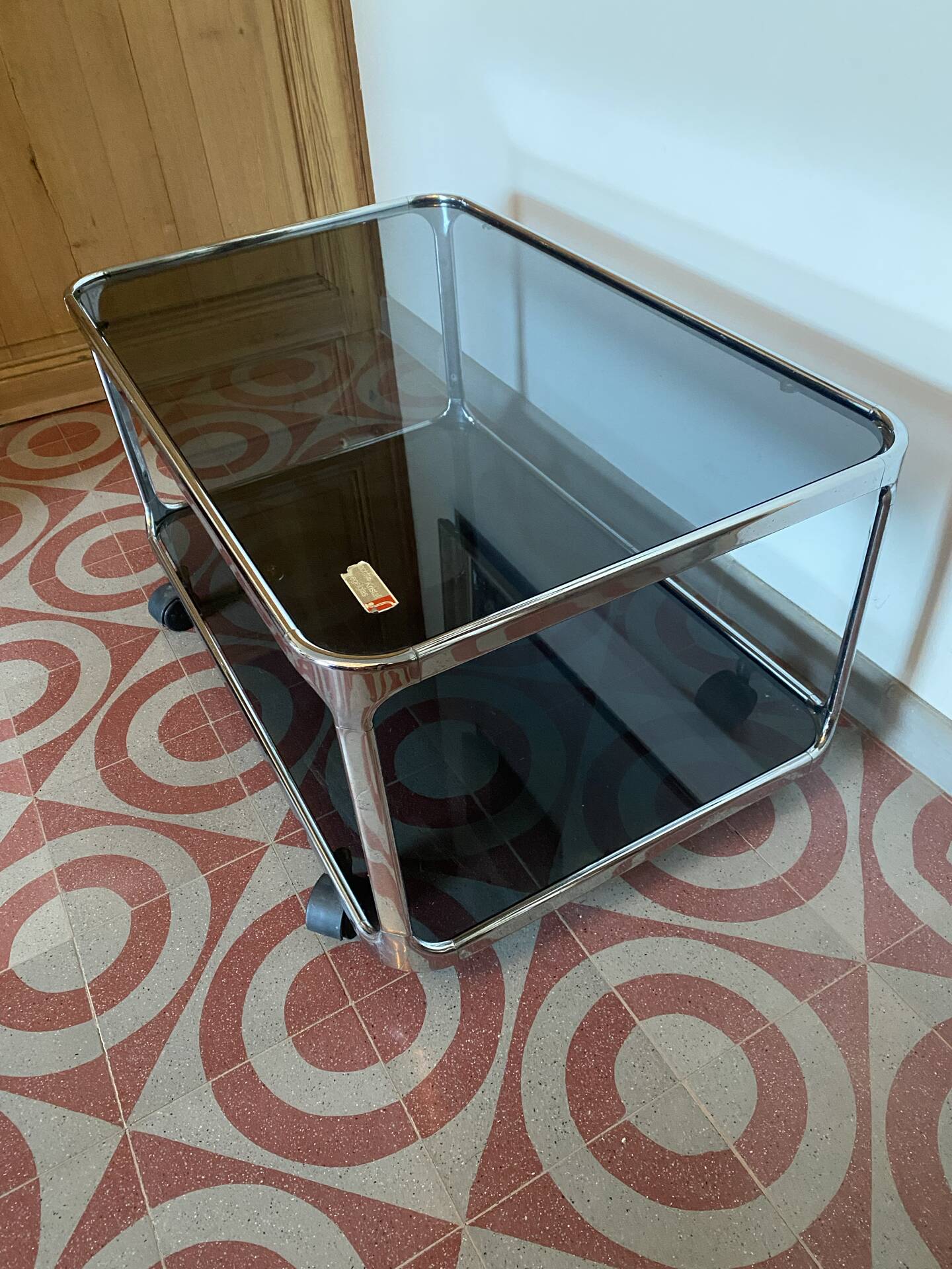 Table basse sur roulettes, années 70