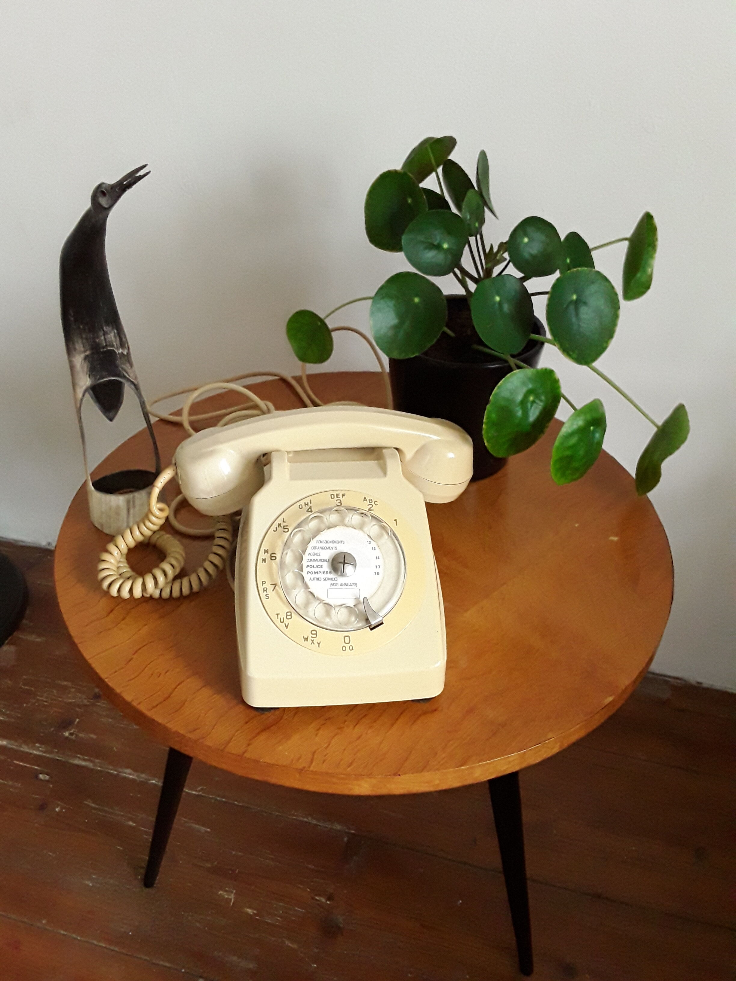 Vintage 1970 dial phone