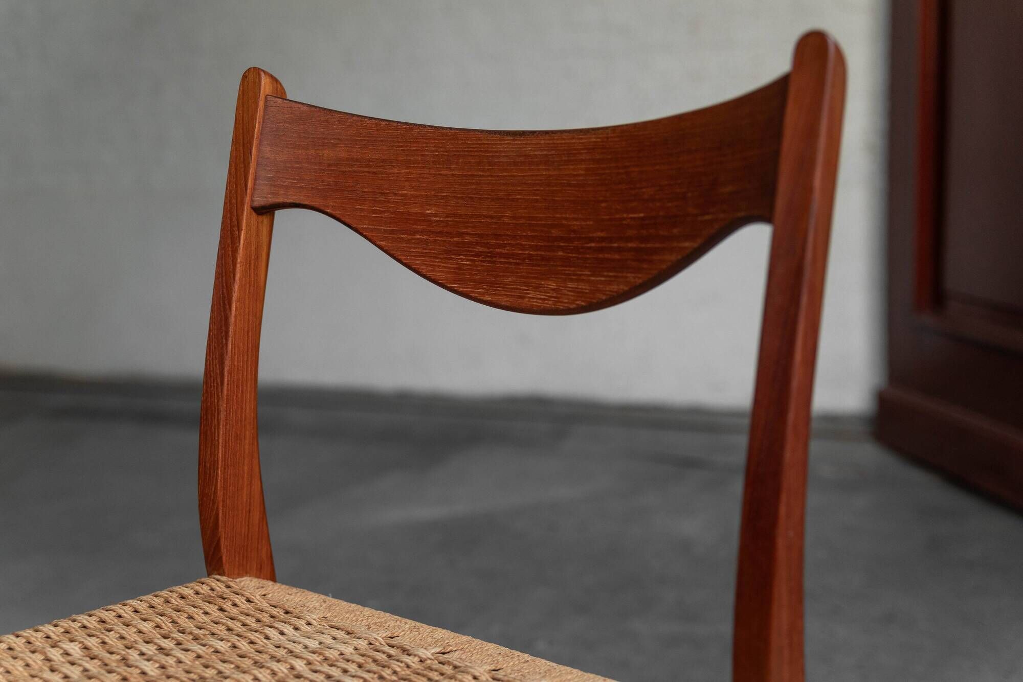 Set of 8 'GS61' dining chairs by Arne Wahl Iversen