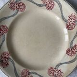 Series of 8 dessert plates 1900 in Longwy earthenware