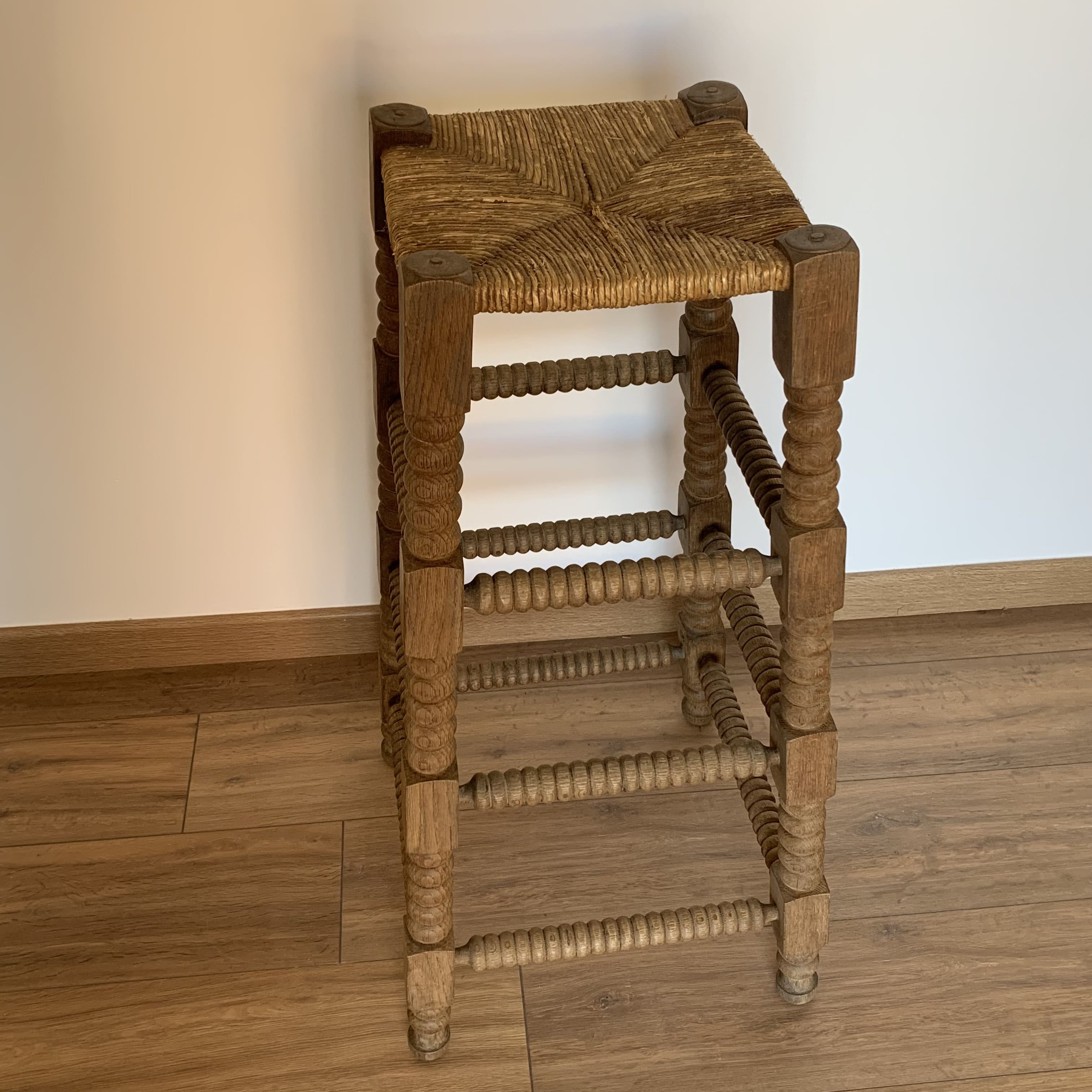 Stool high straw wood turned