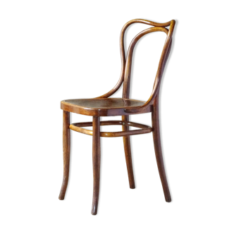 Kohn bistro chair No. 55 circa 1910, not Thonet.