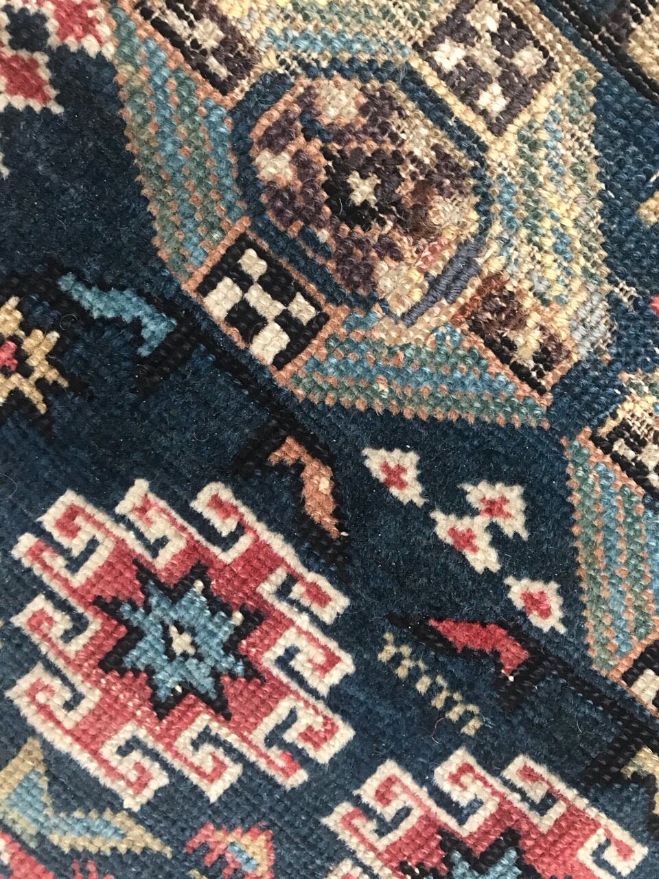 Old caucasian rug shirawan 19th handmade 105x148 cm