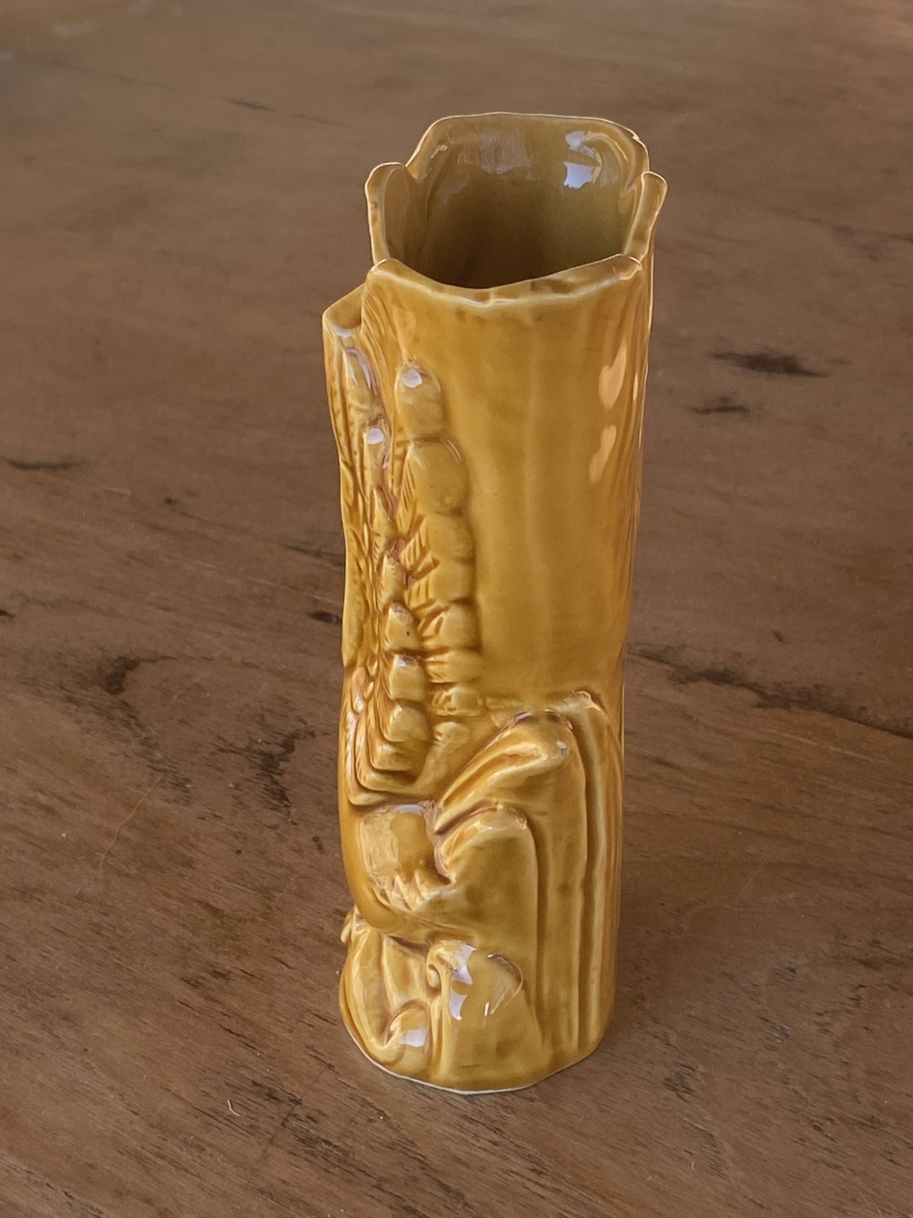 Japanese ceramic vase with swan decor