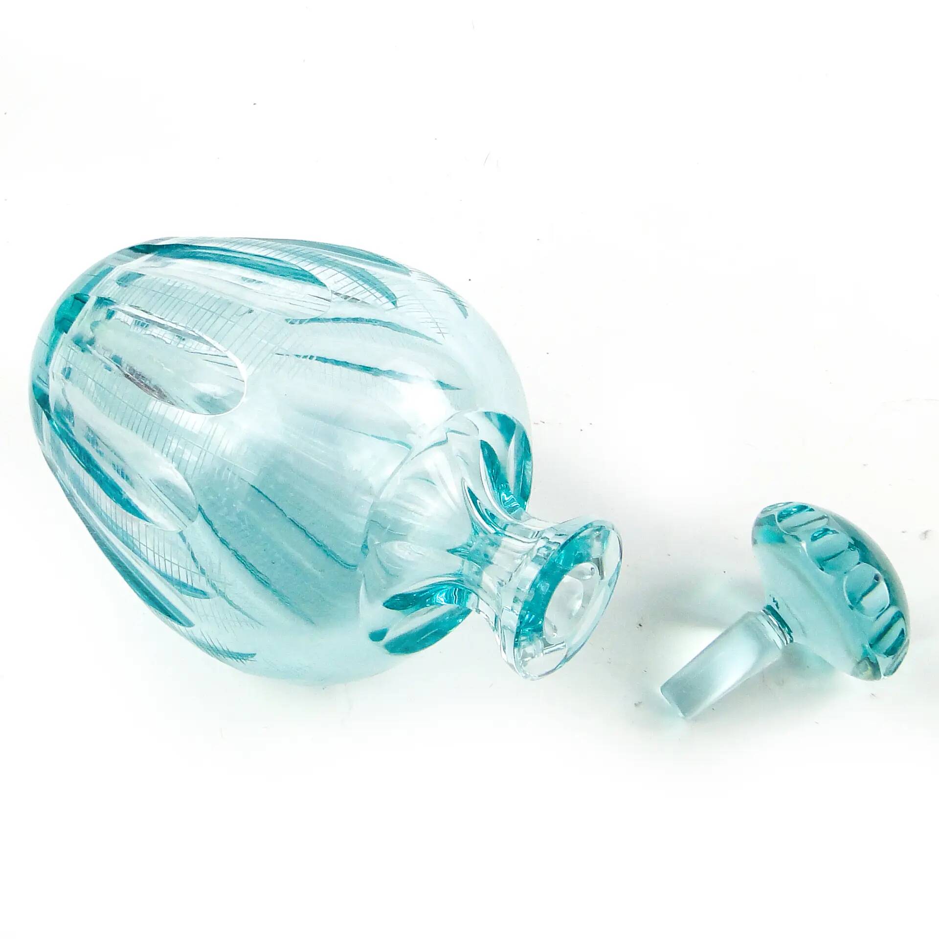 Carafe Beryl, moderne du milieu du siècle, en verre turquoise, Moser, Tchécoslovaquie, années 1960.