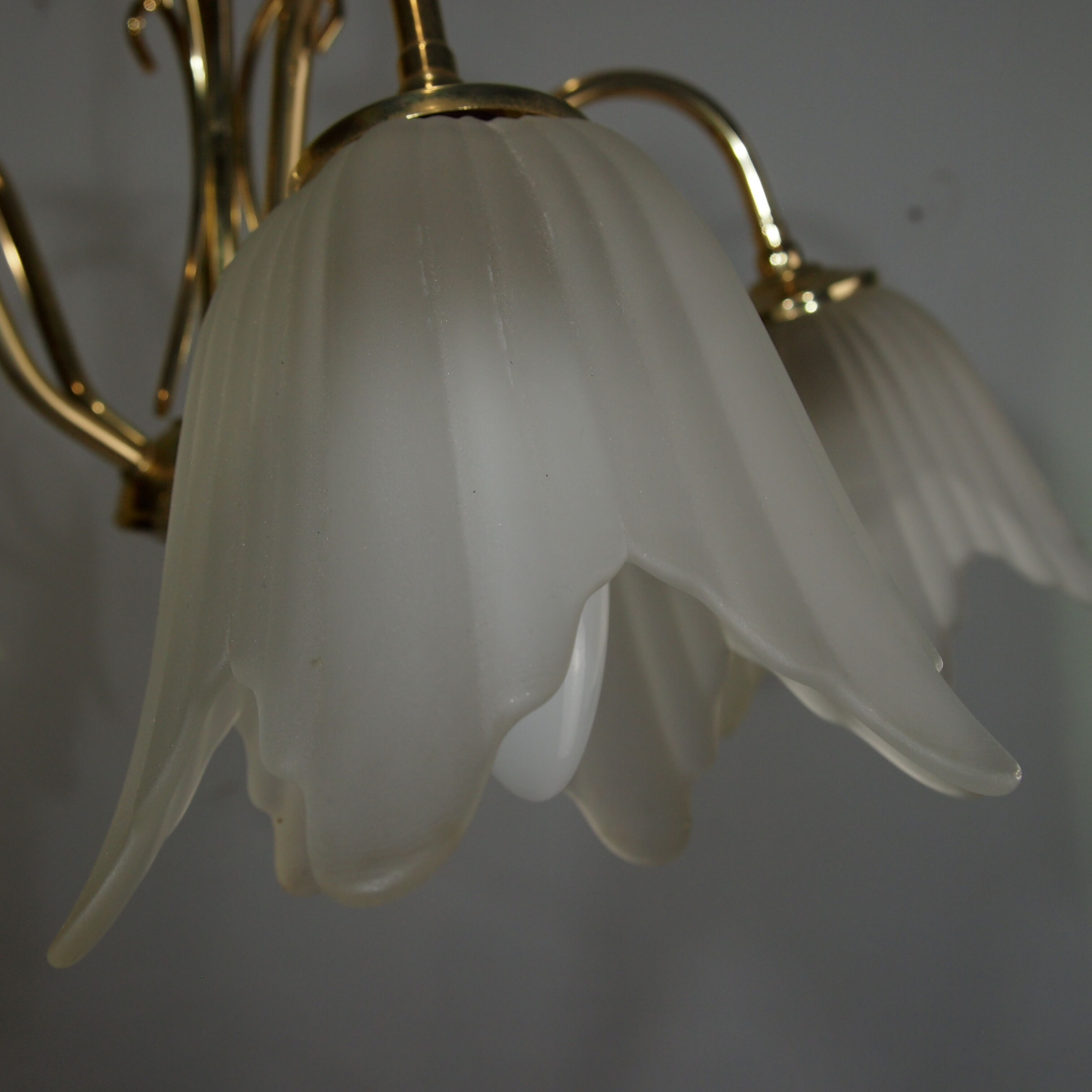 Five-branched luster /brass/tulips/vintage