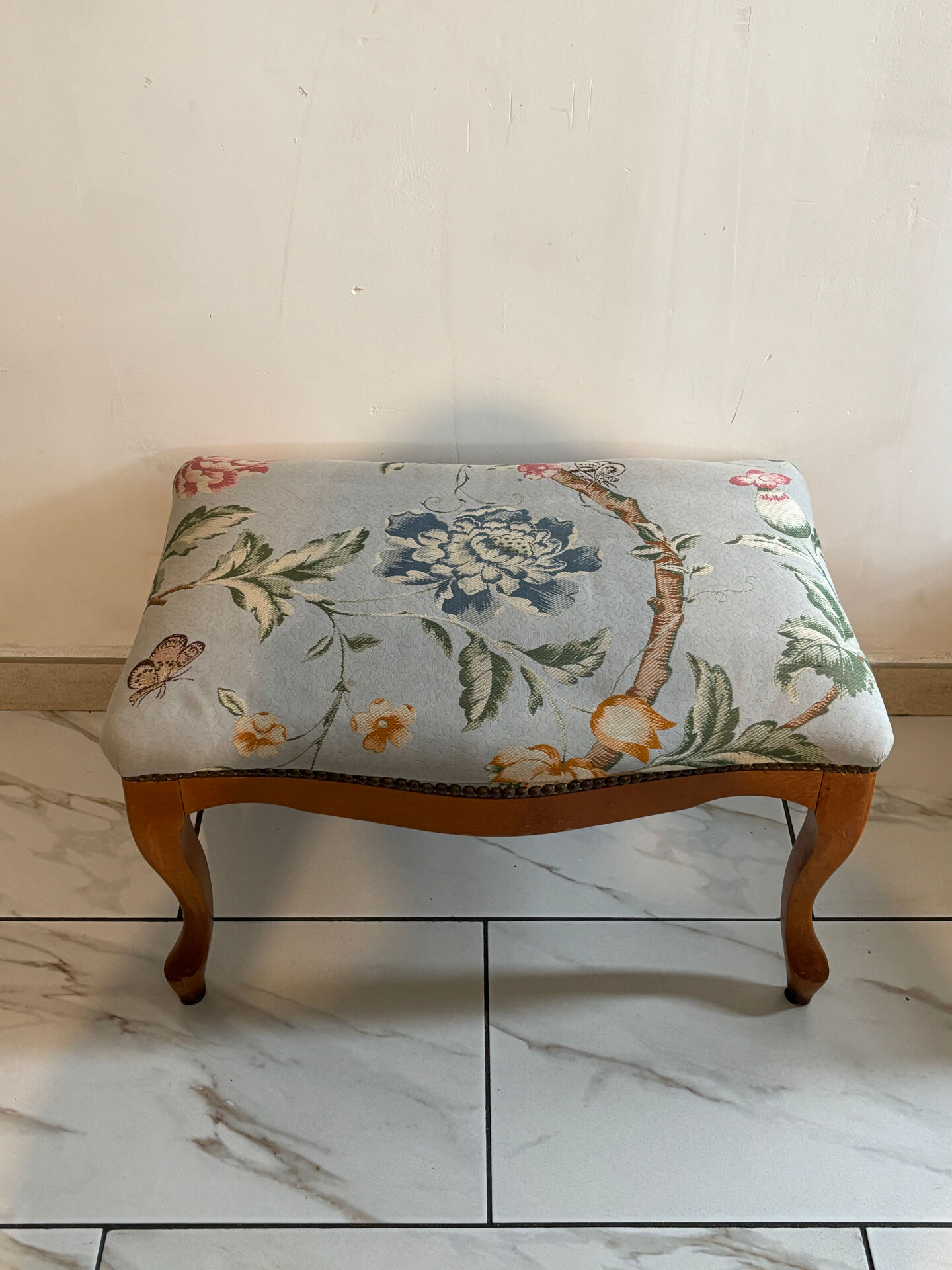 Louis XV style footstool with floral pattern