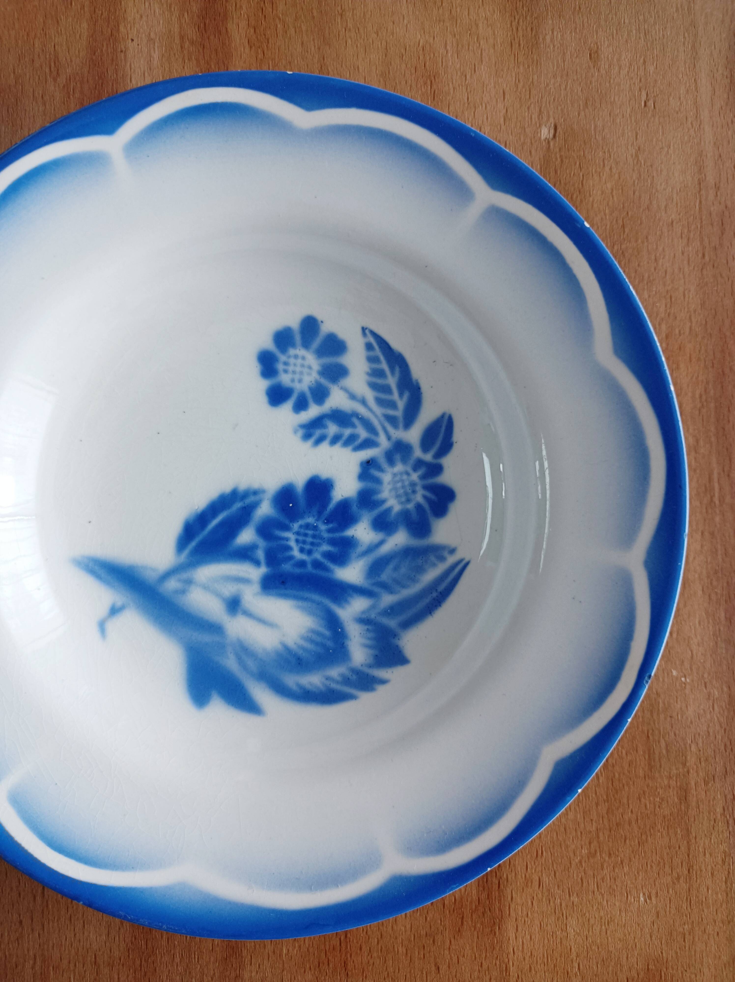 Set of 2 Sarreguemines soup plates, André