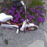 Vintage children's bike brand Dino