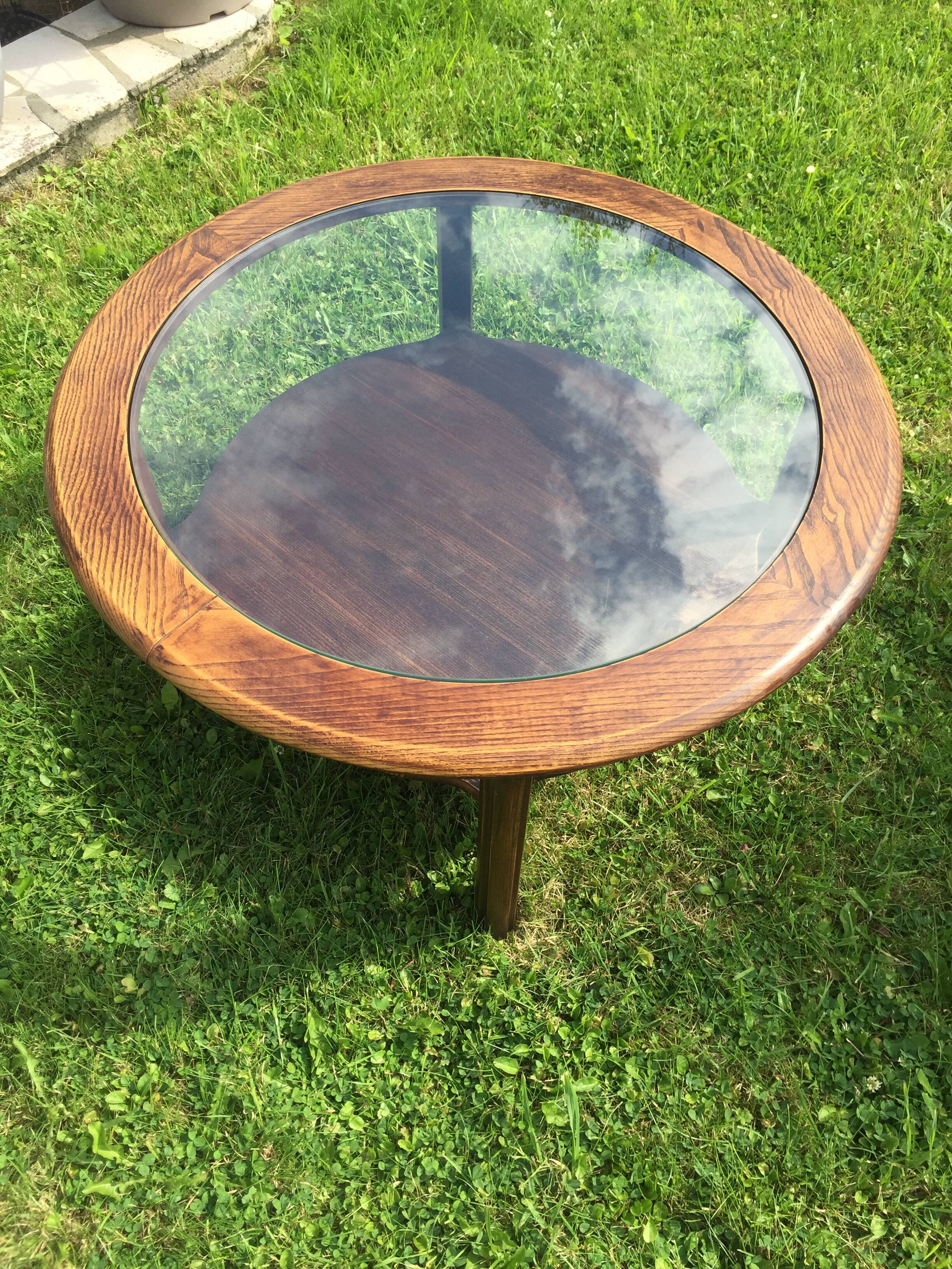 Vintage gplan round coffee table