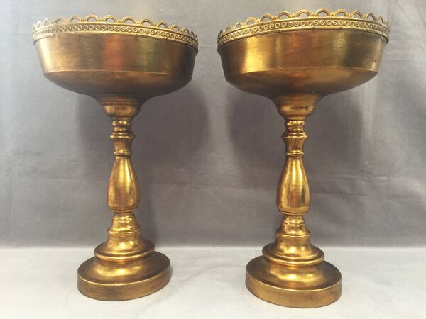 Paire de Grandes Coupes Cassolettes sur Pieds Centre de Table Métal Doré