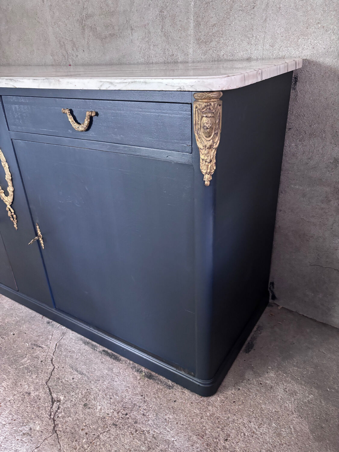 Enfilade ou buffet avec marbre