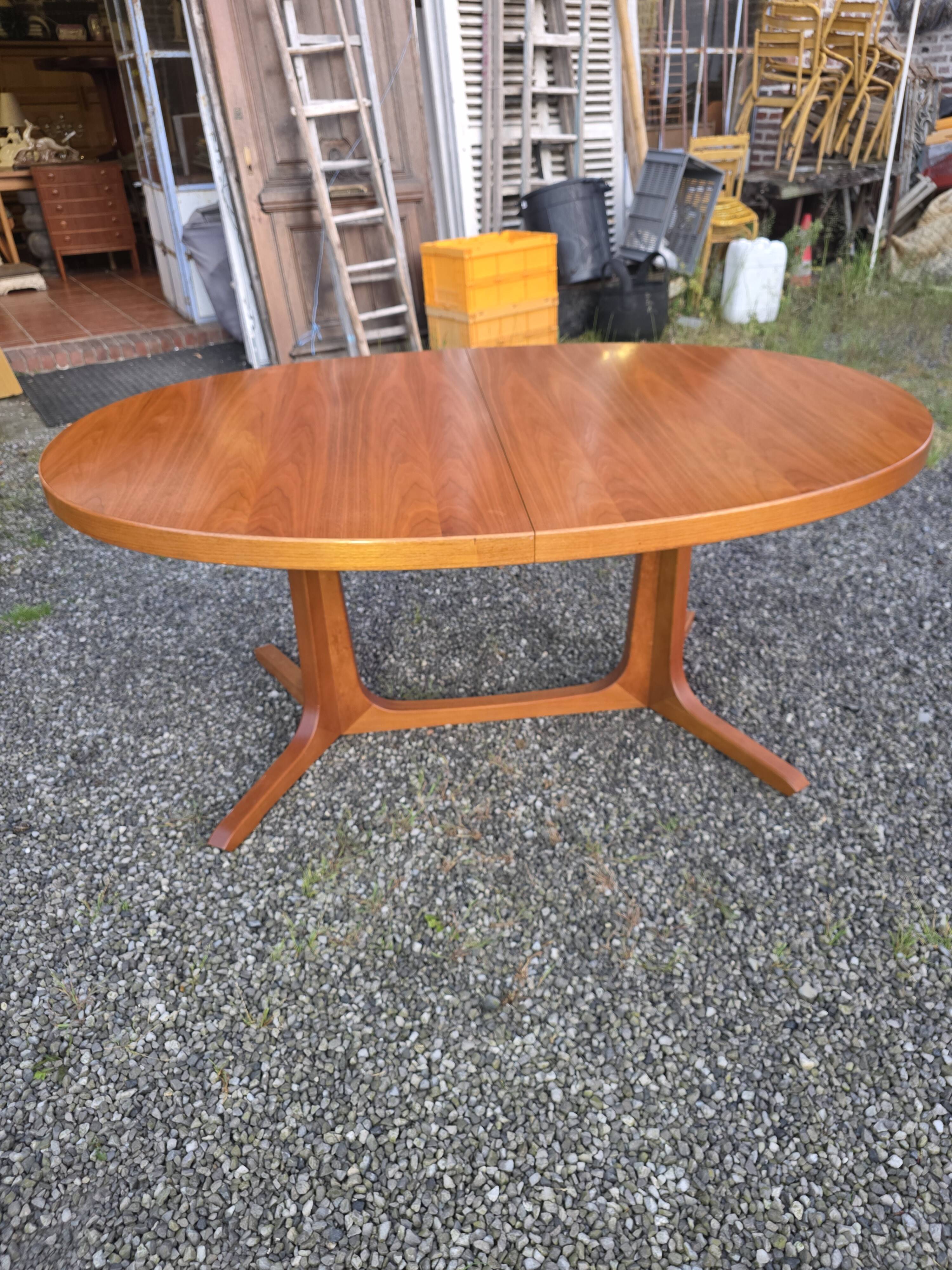 Baumann extendable table in teak from the 1960s (2 extensions)