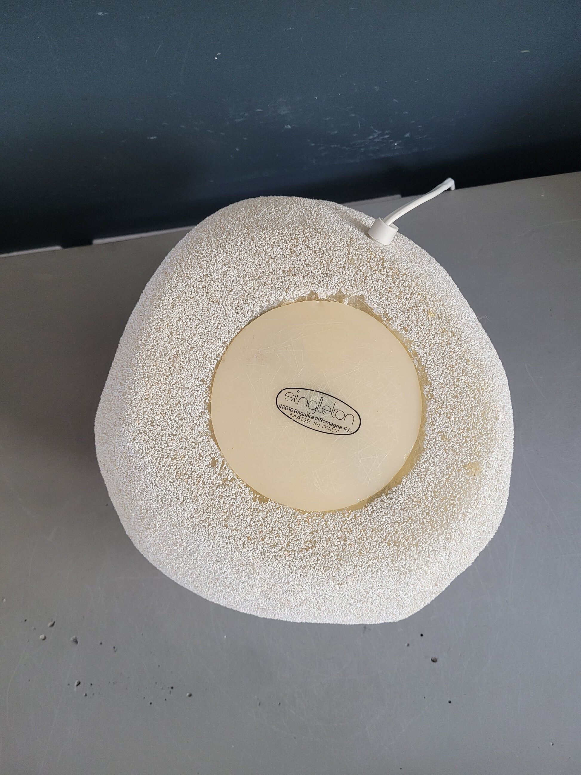 Lampe Dora par André Cazenave éditée par Singleton