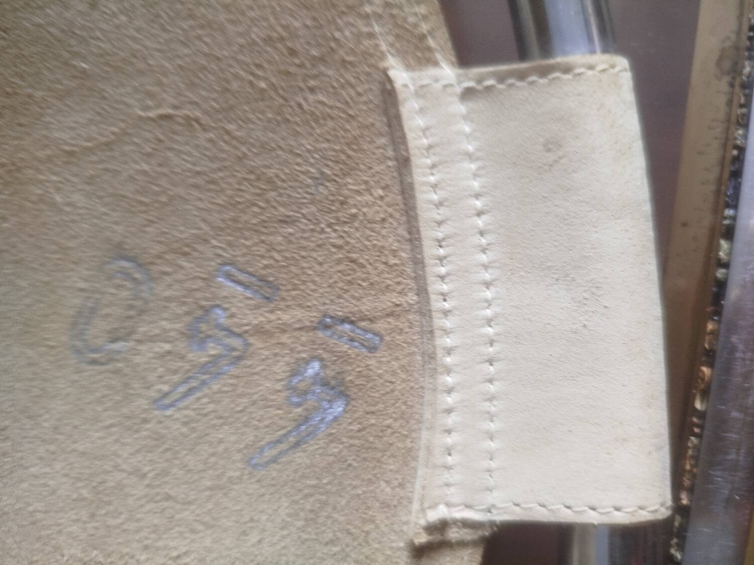 Scandinavian leather pendant light – Anna Ehrner for Ateljé Lyktan – vinta