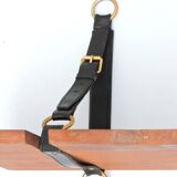 Étagère en orme et cuir, distribuée par la Galerie Maison et Jardin années 60
