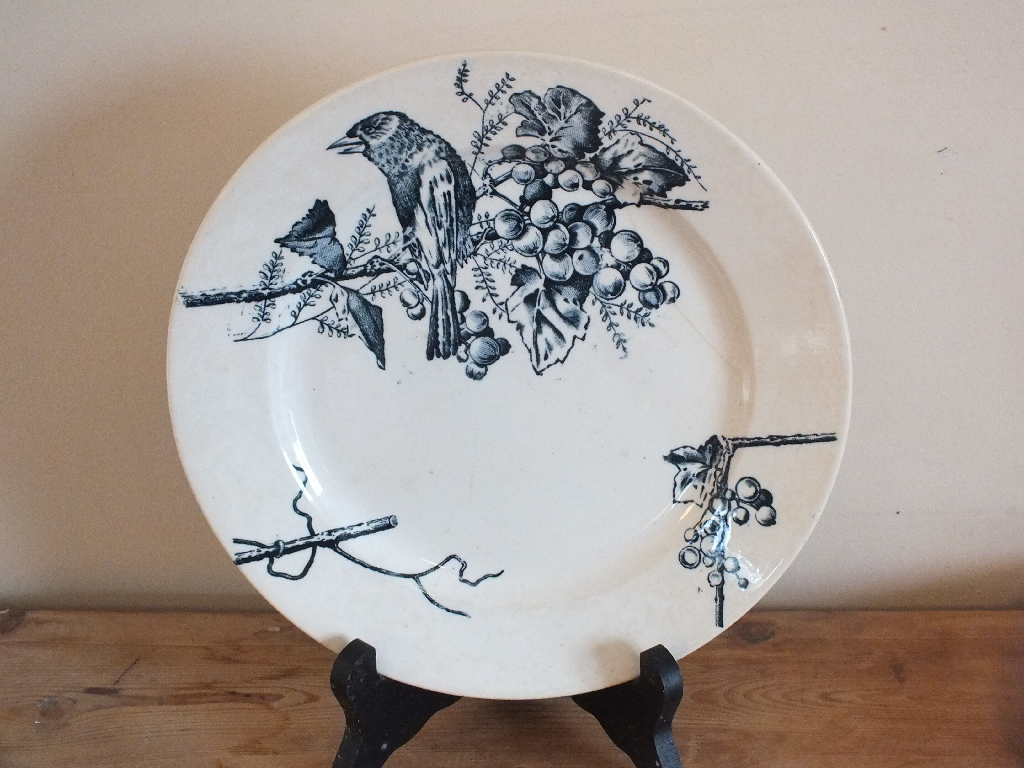 3 Flat plates in Iron Earth HB Choisy bird décor