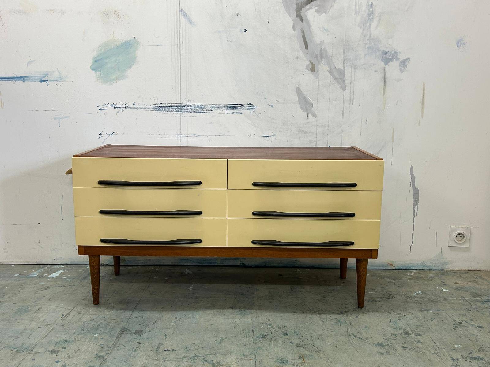 Vintage mid-century modern chest of drawers (1950s/60s)